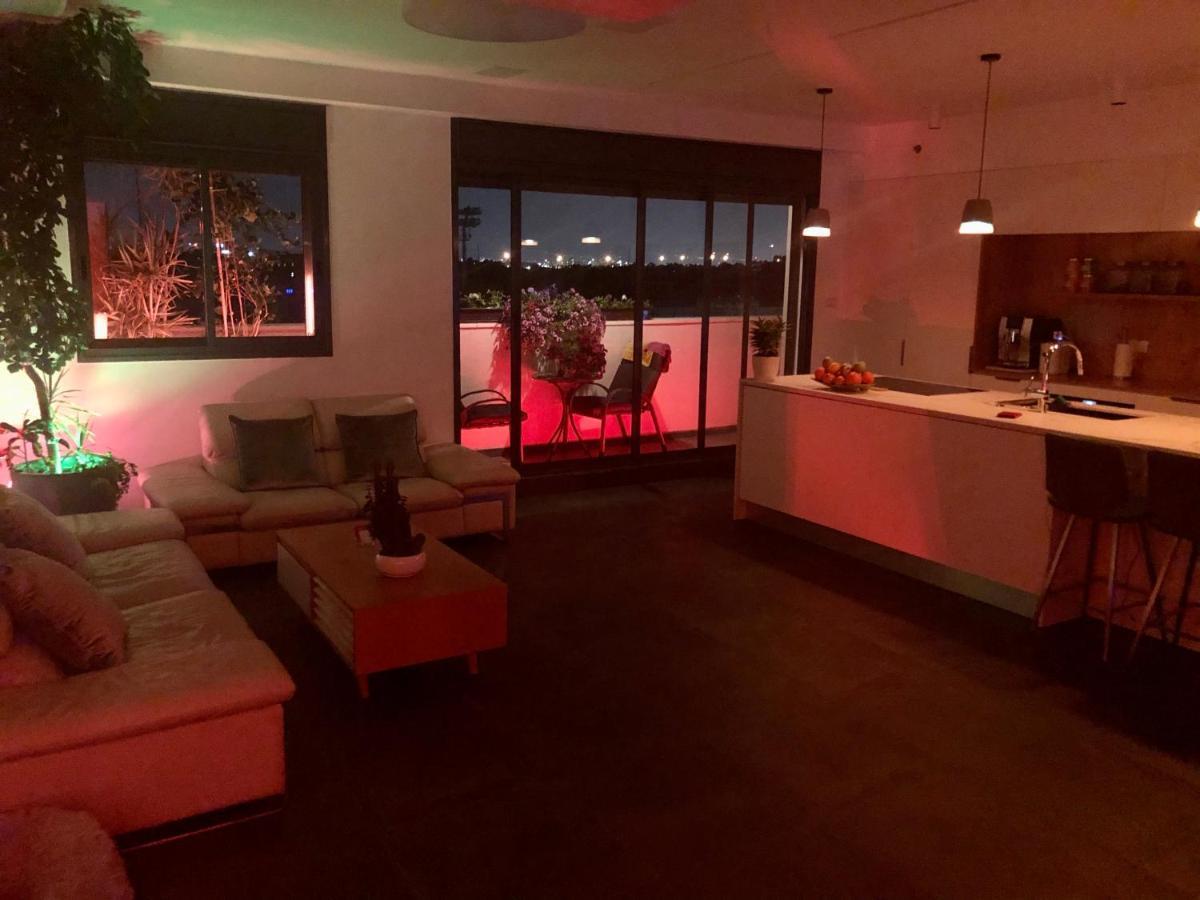 Suite And Room In A Breathtaking New Designed Penthouse In Se Tlv Tel Awiw Zewnętrze zdjęcie
