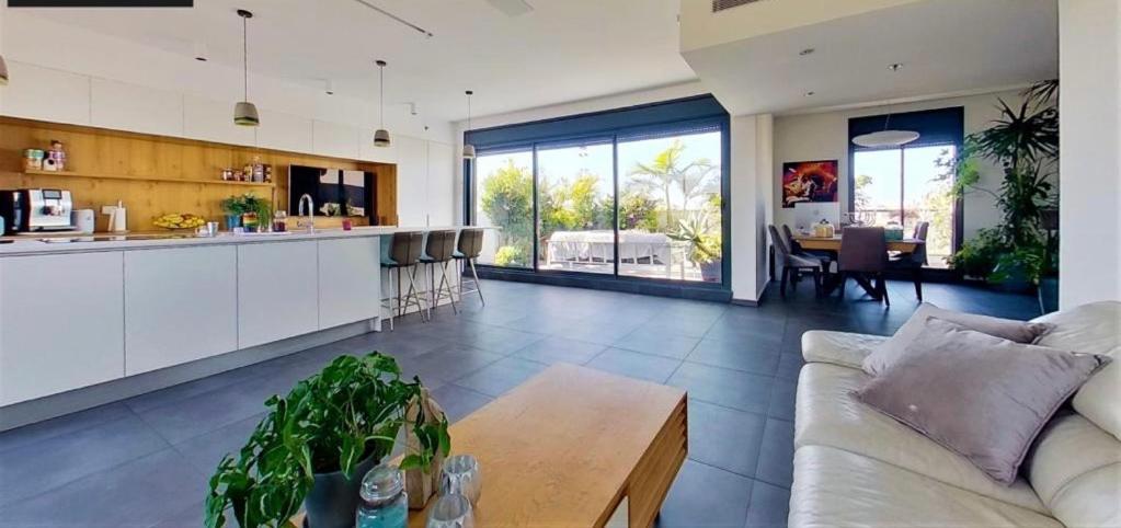 Suite And Room In A Breathtaking New Designed Penthouse In Se Tlv Tel Awiw Zewnętrze zdjęcie